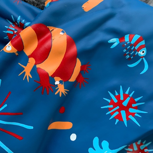 Hatley terry lined rain jacket size 8 - Picture 4 of 7